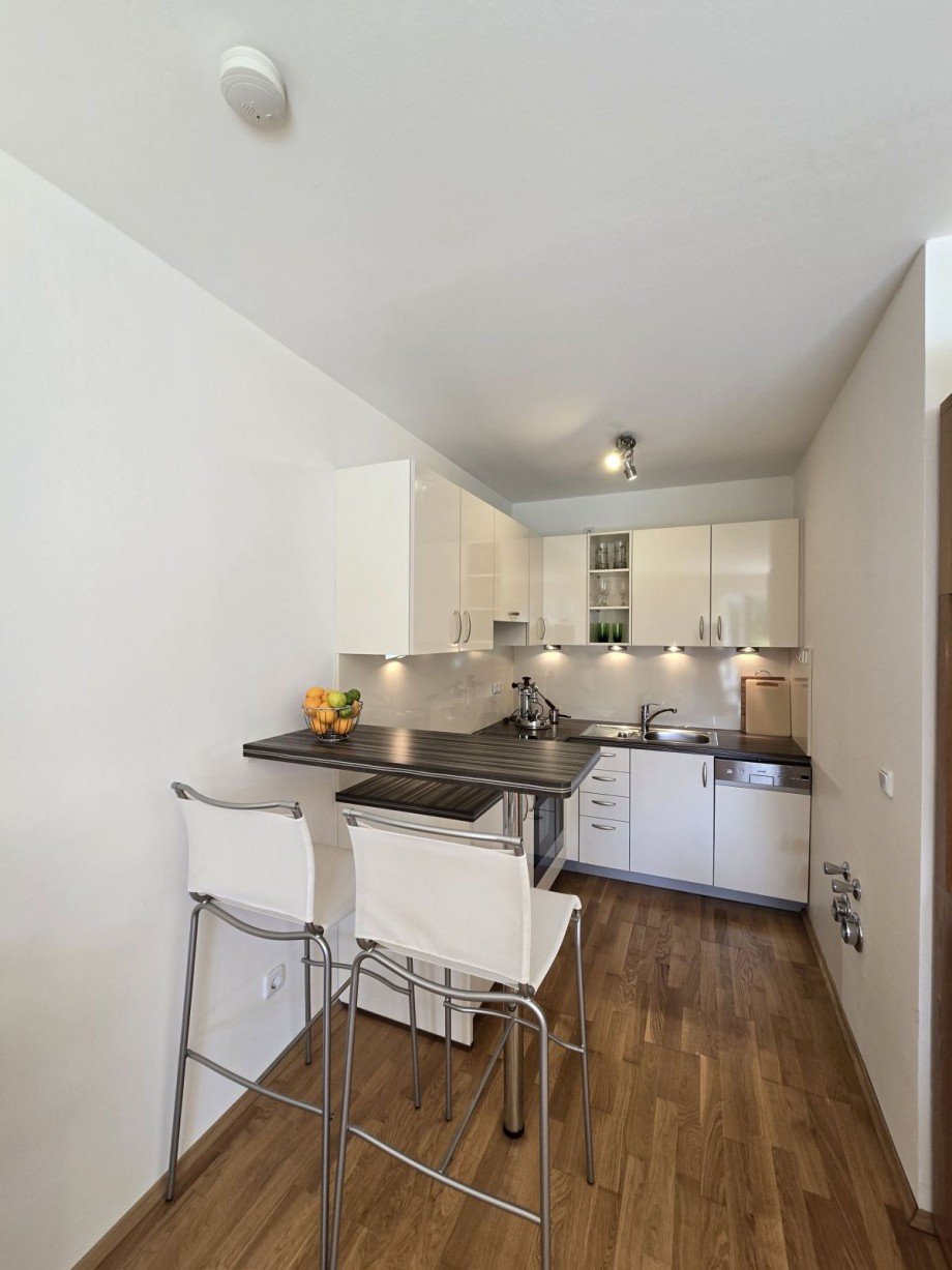 Moderne und funktionale Einbauk�che Terrassenwohnung Murnau am Staffelsee