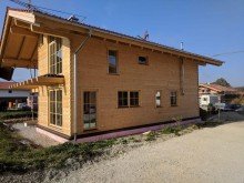  ***Erfolgreich verkauft!*** Ein echtes WOHLF�HL-Refugium: projektiertes HOLZBLOCKHAUS